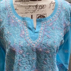 Beautiful Tunic Top Blouse—Blue with Pink Stitching—Size Small